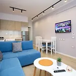 Sunny Hill Aparthotel Radhimë