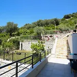 Aparthotel Sunny Hill 3*