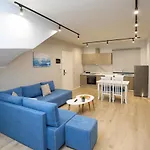 Sunny Hill Aparthotel 3*