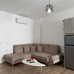 Aparthotel Sunny Hill Radhimë