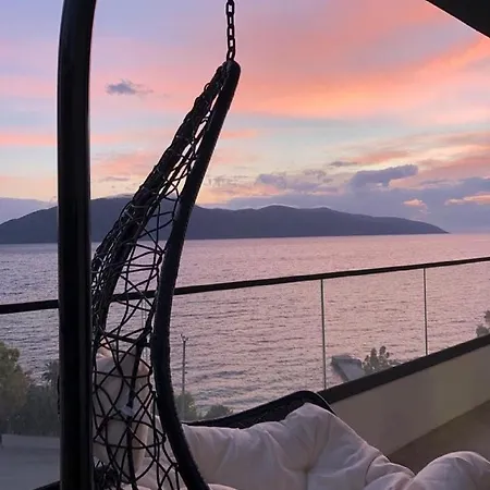 Sunny Hill Appart hôtel 3*