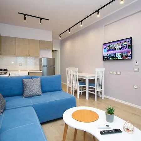 Sunny Hill Appart hôtel Radhimë