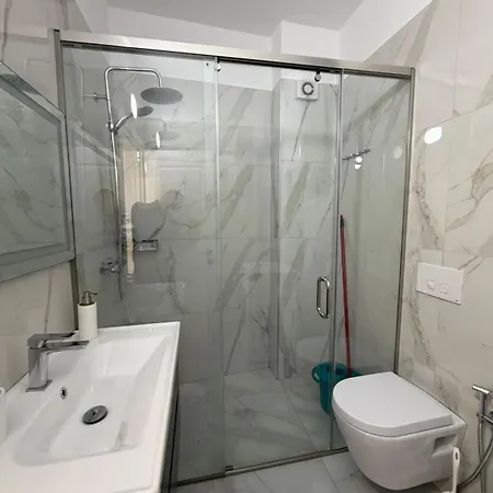 Sunny Hill 3* Radhimë