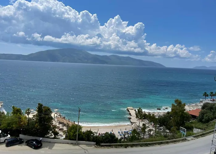 Sunny Hill شقة فندقية Radhimë