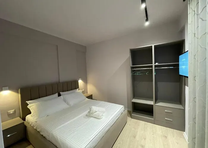 Aparthotel Sunny Hill 3*