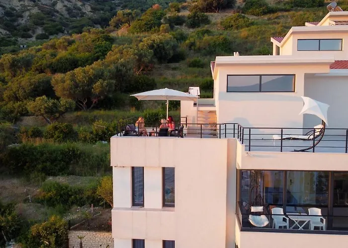 Sunny Hill 3* Radhimë