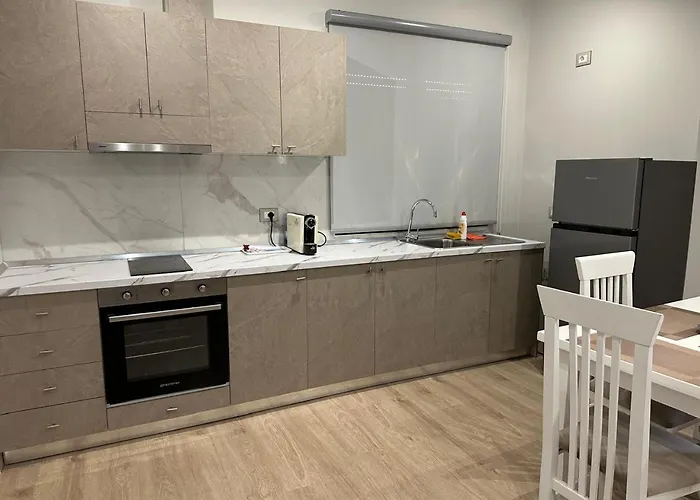 Aparthotel Sunny Hill Radhimë