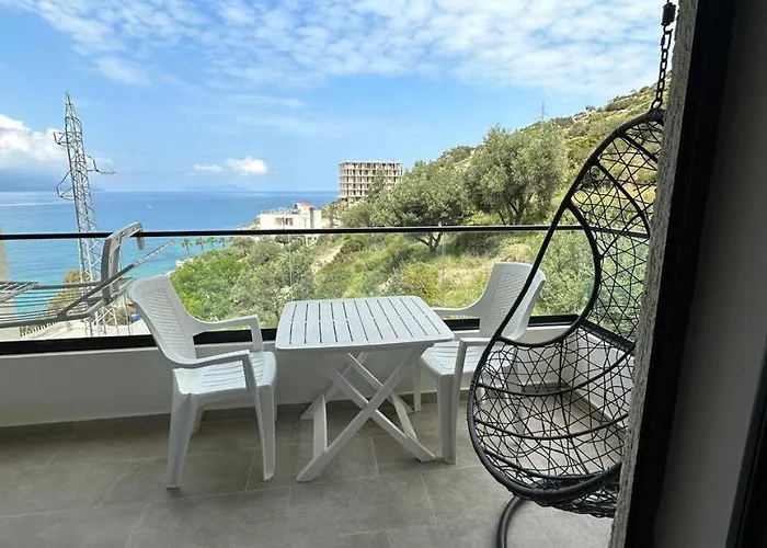 Aparthotel Sunny Hill 3*